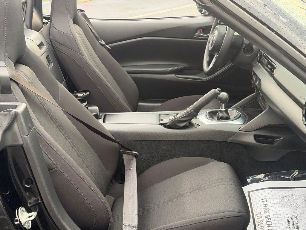 Certified 2022 MAZDA MX-5 Miata Sport RWD image 16