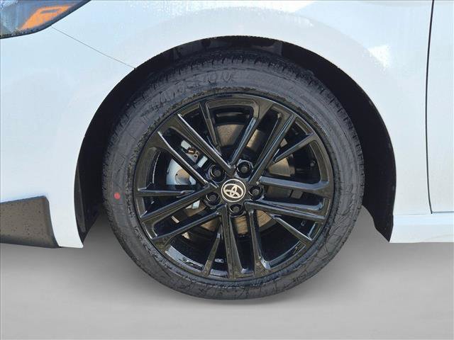 New 2026 Toyota Camry SE FWD image 9