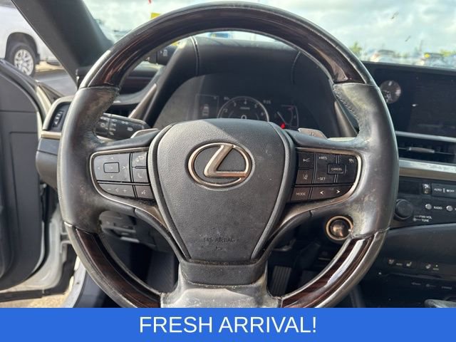 Used 2019 Lexus ES 350 w/ Premium Package image 3