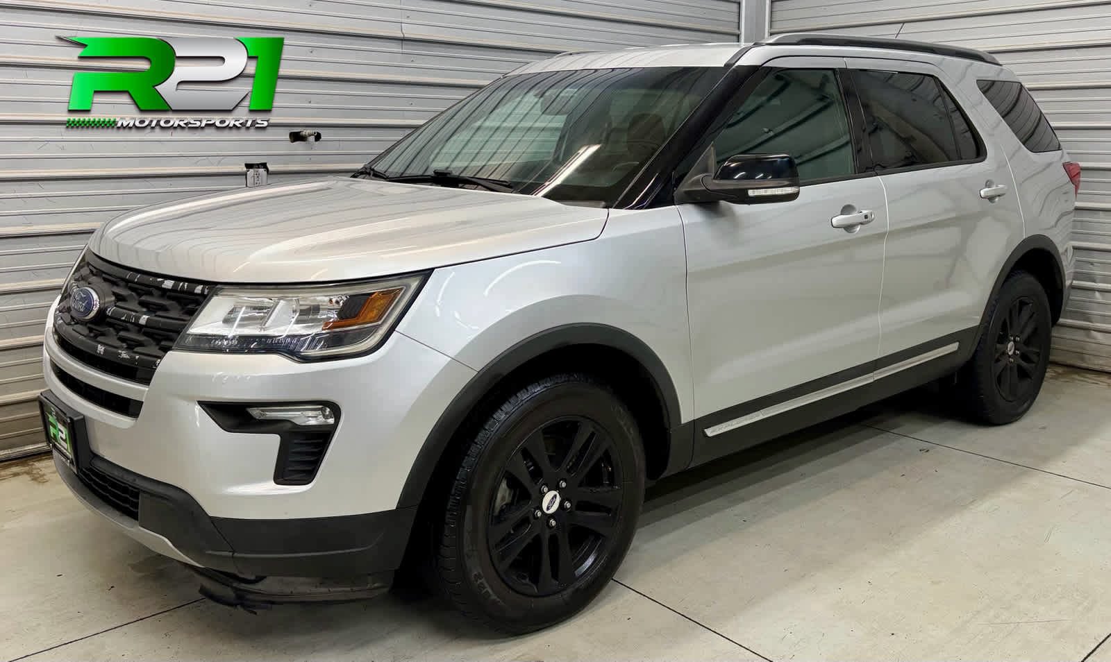 Used 2018 Ford Explorer XLT w/ Equipment Group 201A AWD/4WD image 1