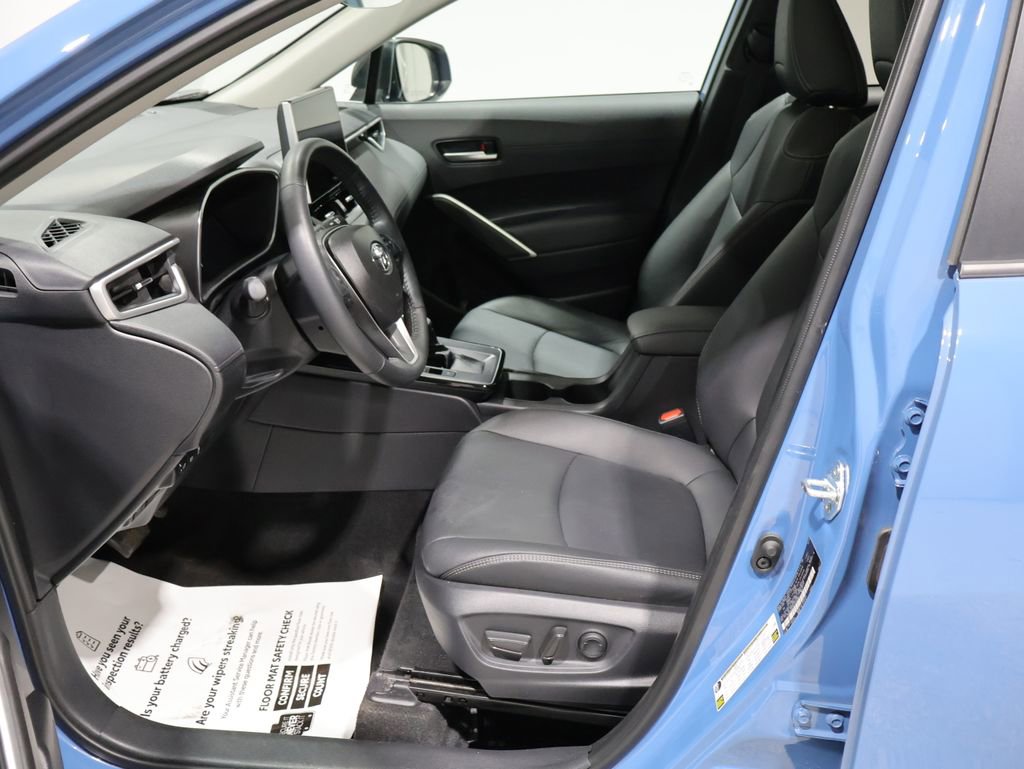 Used 2026 Toyota Corolla Cross XLE w/ Convenience Package AWD/4WD image 10