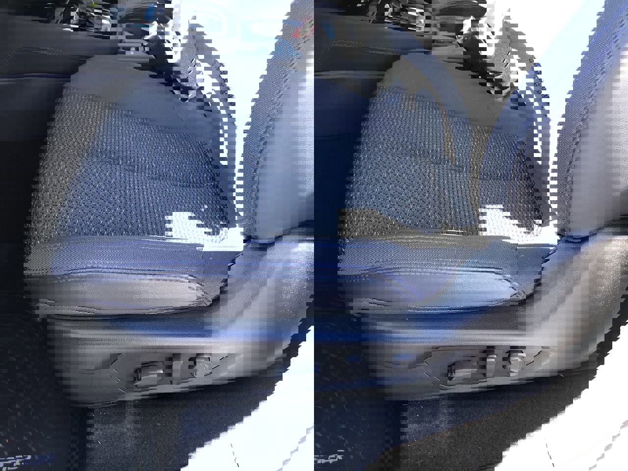 Used 2025 Subaru Forester Premium image 15