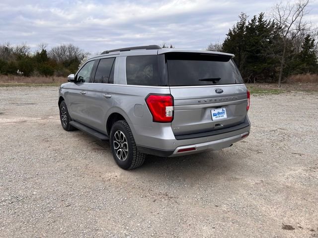 Used 2024 Ford Expedition XLT image 5