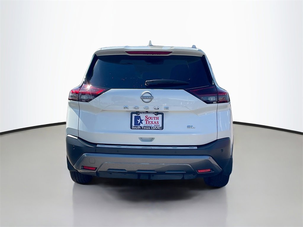 Used 2023 Nissan Rogue SL w/ SL Premium Package image 6