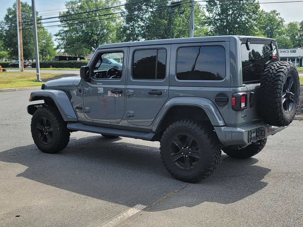 Used 2021 Jeep Wrangler Unlimited Sahara AWD/4WD image 6