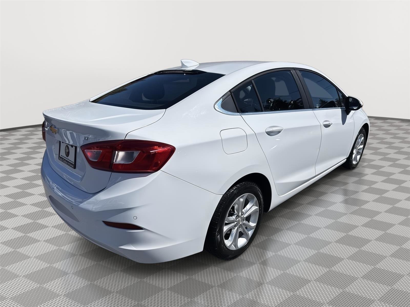 Used 2019 Chevrolet Cruze LT w/ Convenience Package image 8