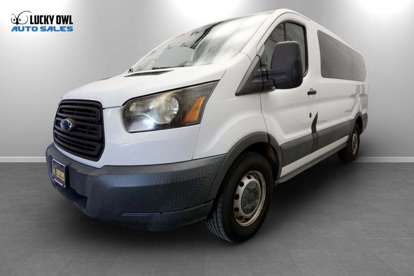 Used 2016 Ford Transit 150 XL RWD image 26