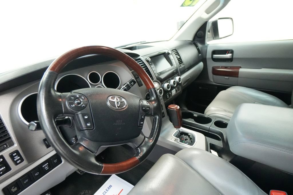 Used 2013 Toyota Sequoia Platinum image 11