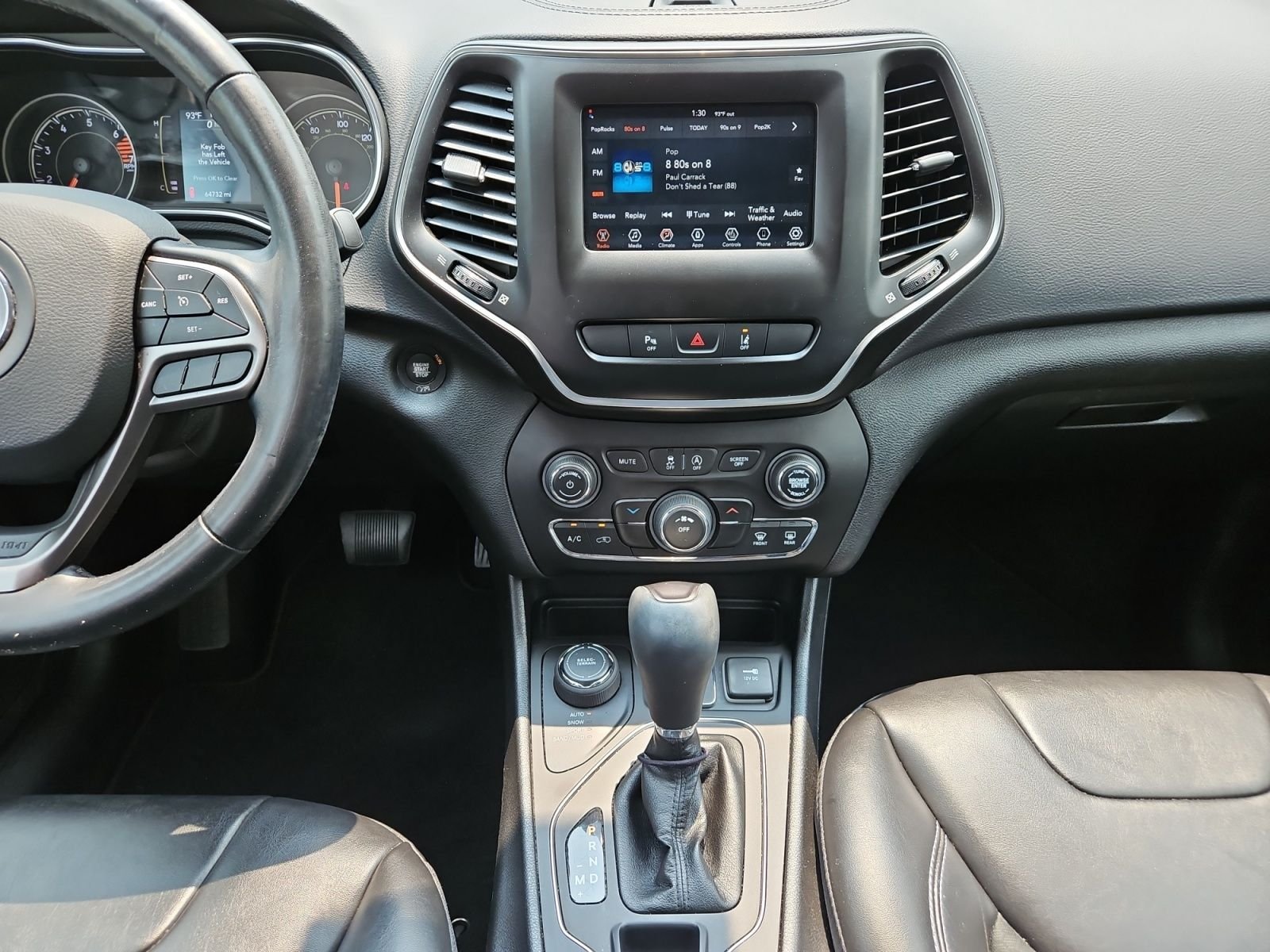 Used 2021 Jeep Cherokee Latitude Plus w/ Sun & Sound Group AWD/4WD image 11