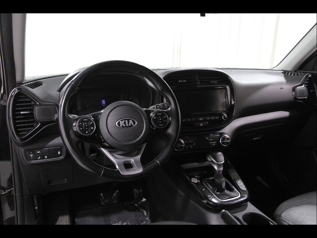 Used 2020 Kia Soul EX w/ Option Group 015 FWD image 6