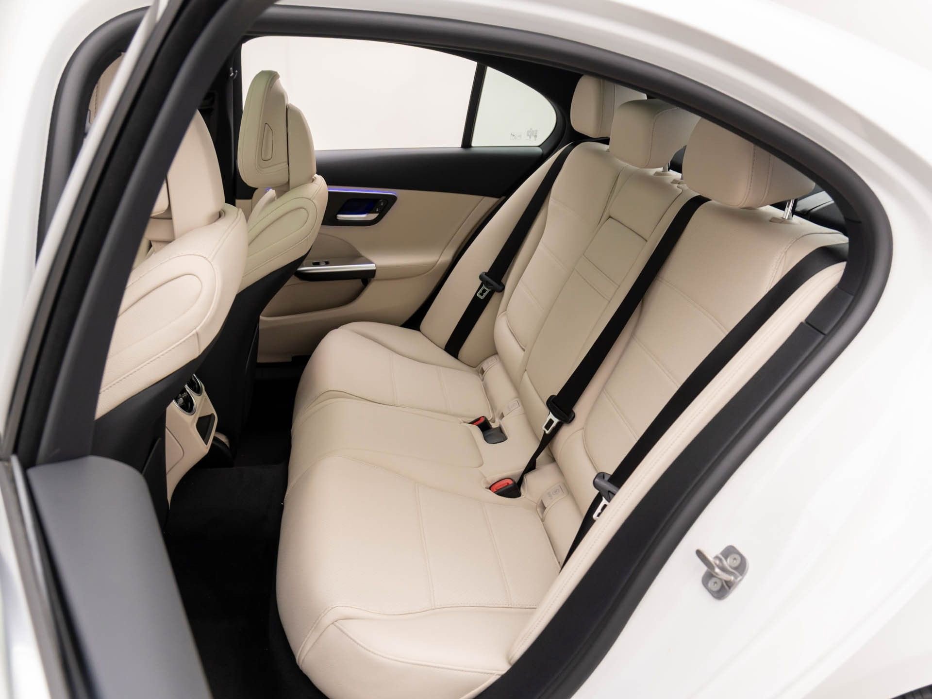 New 2026 Mercedes-Benz C 300 4MATIC Sedan image 19