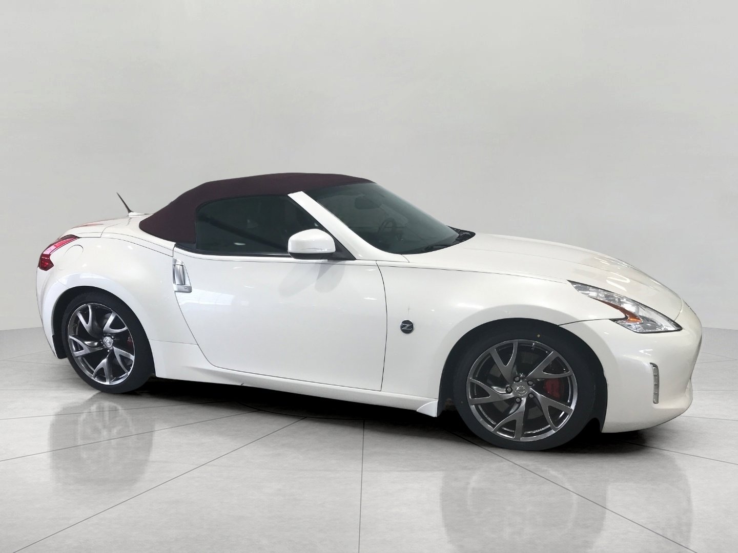 Used 2014 Nissan 370Z Touring w/ Sport Package image 4