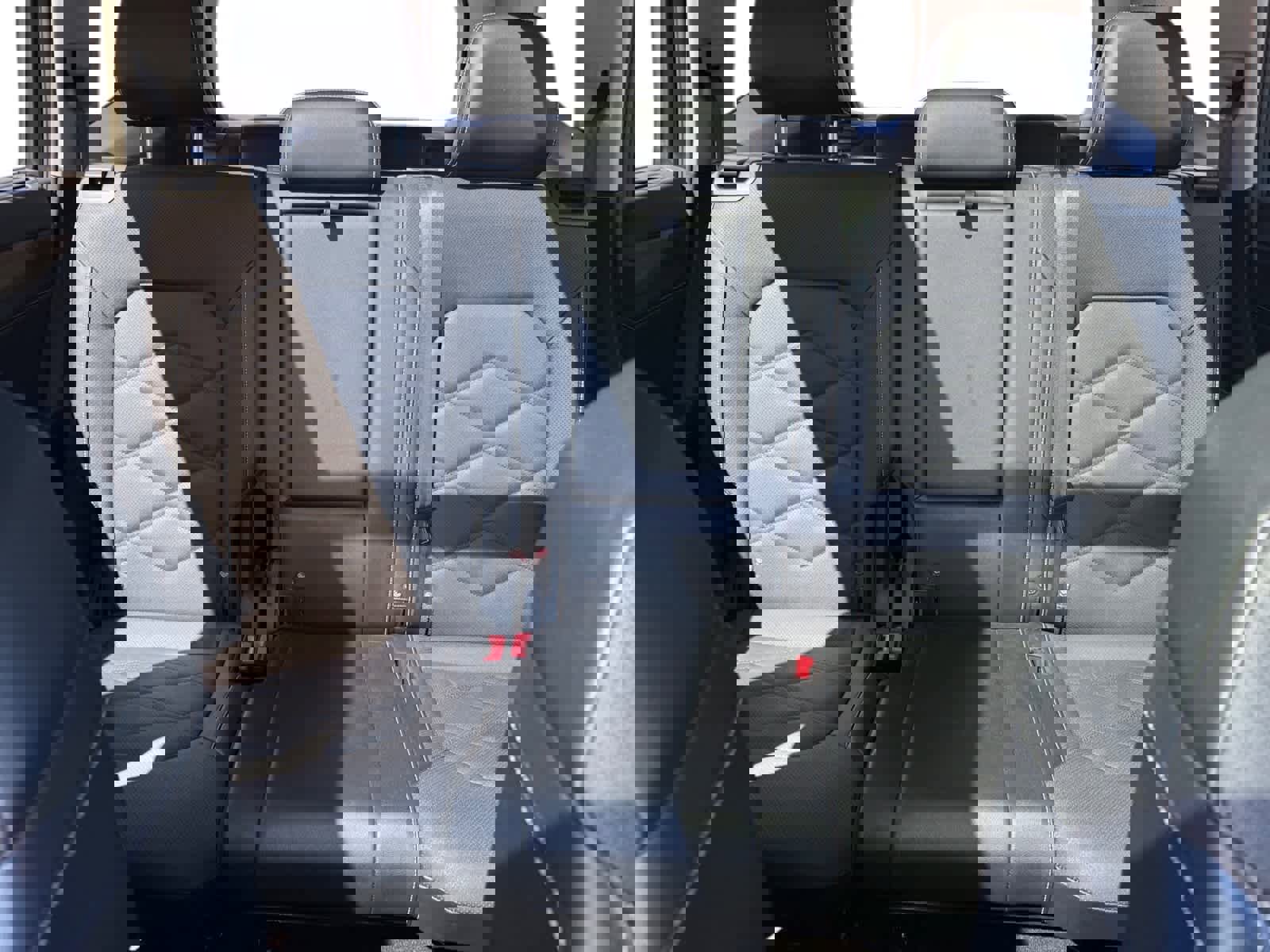 Used 2024 Volkswagen Atlas SE image 23