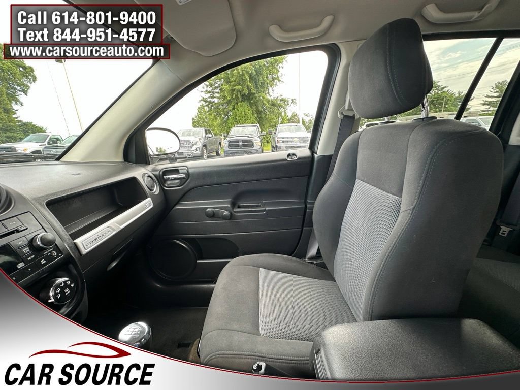Used 2017 Jeep Compass Sport AWD/4WD image 12