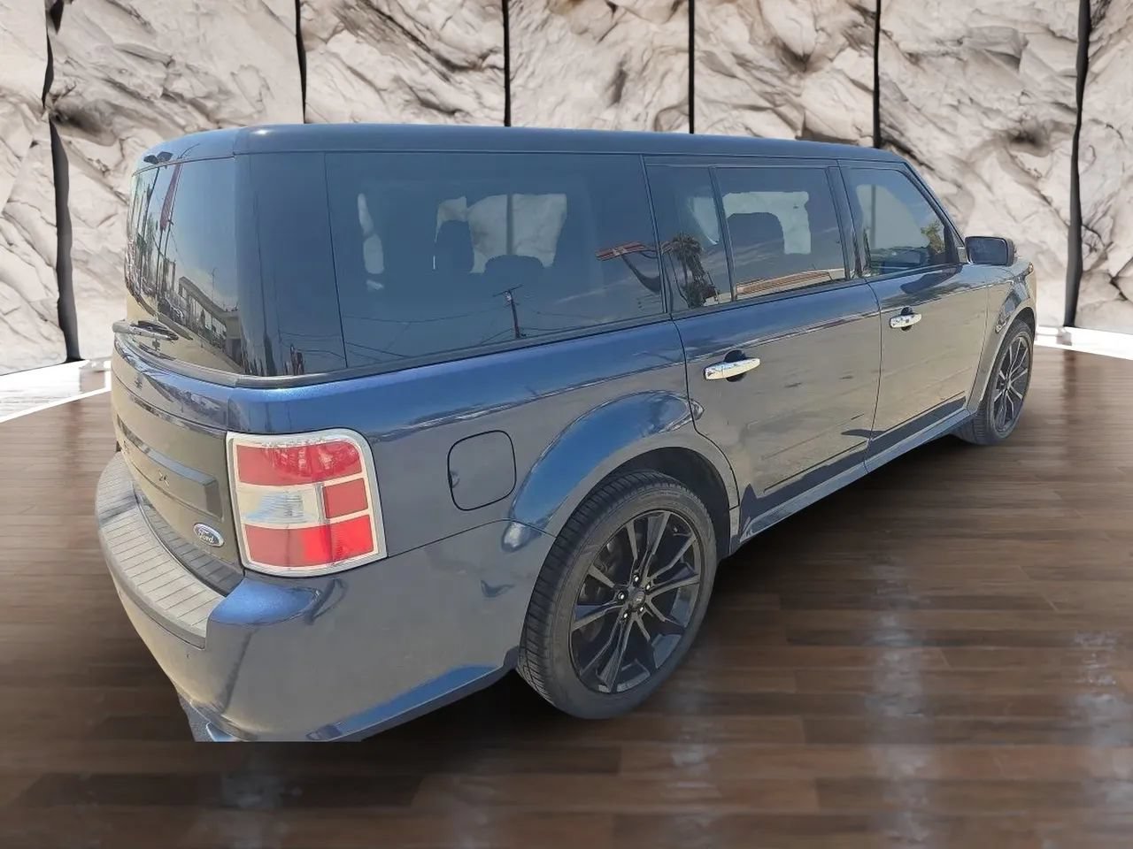 Used 2017 Ford Flex SEL w/ Equipment Group 202A FWD image 6