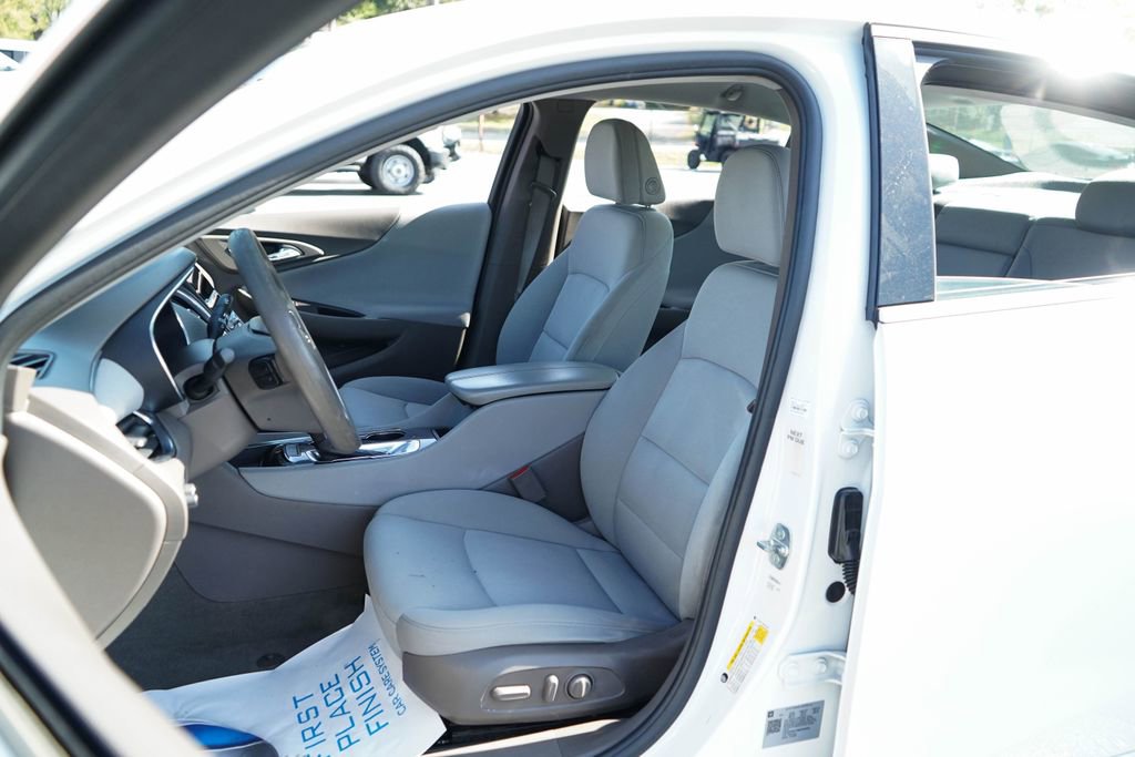 Used 2021 Chevrolet Malibu LT image 7