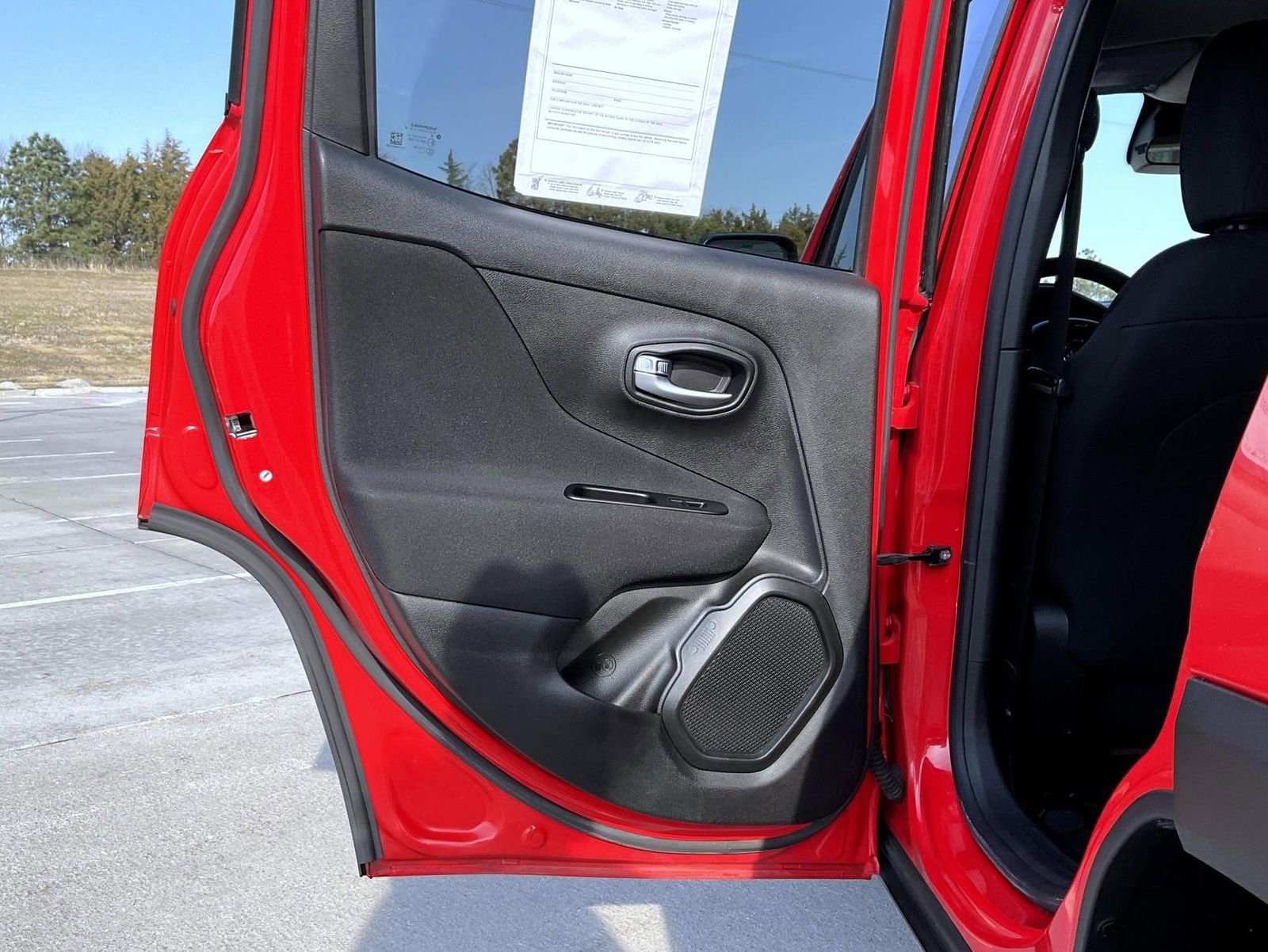 Used 2021 Jeep Renegade Sport FWD image 21