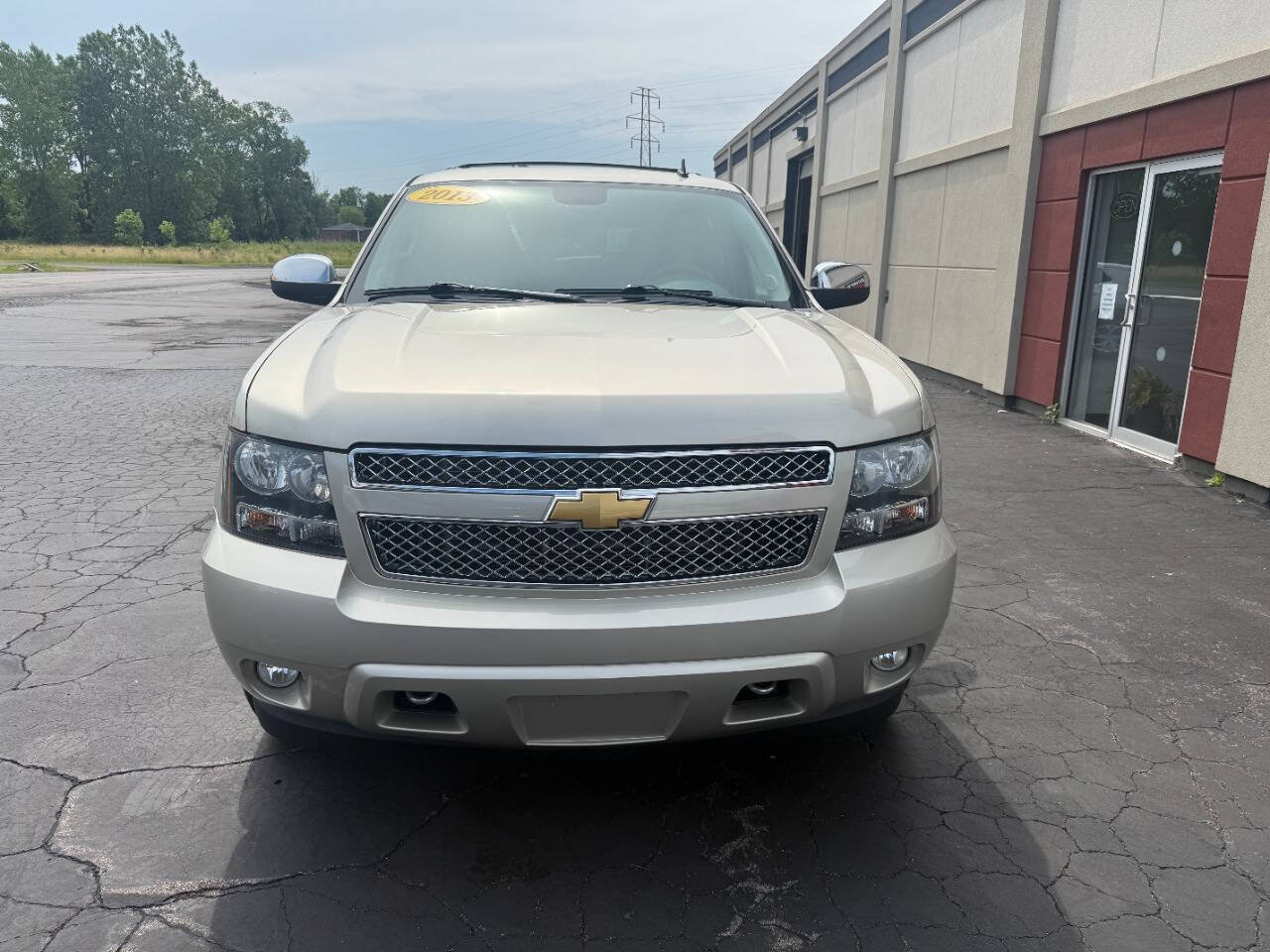 Used 2013 Chevrolet Tahoe LT w/ All-Star Edition AWD/4WD image 2