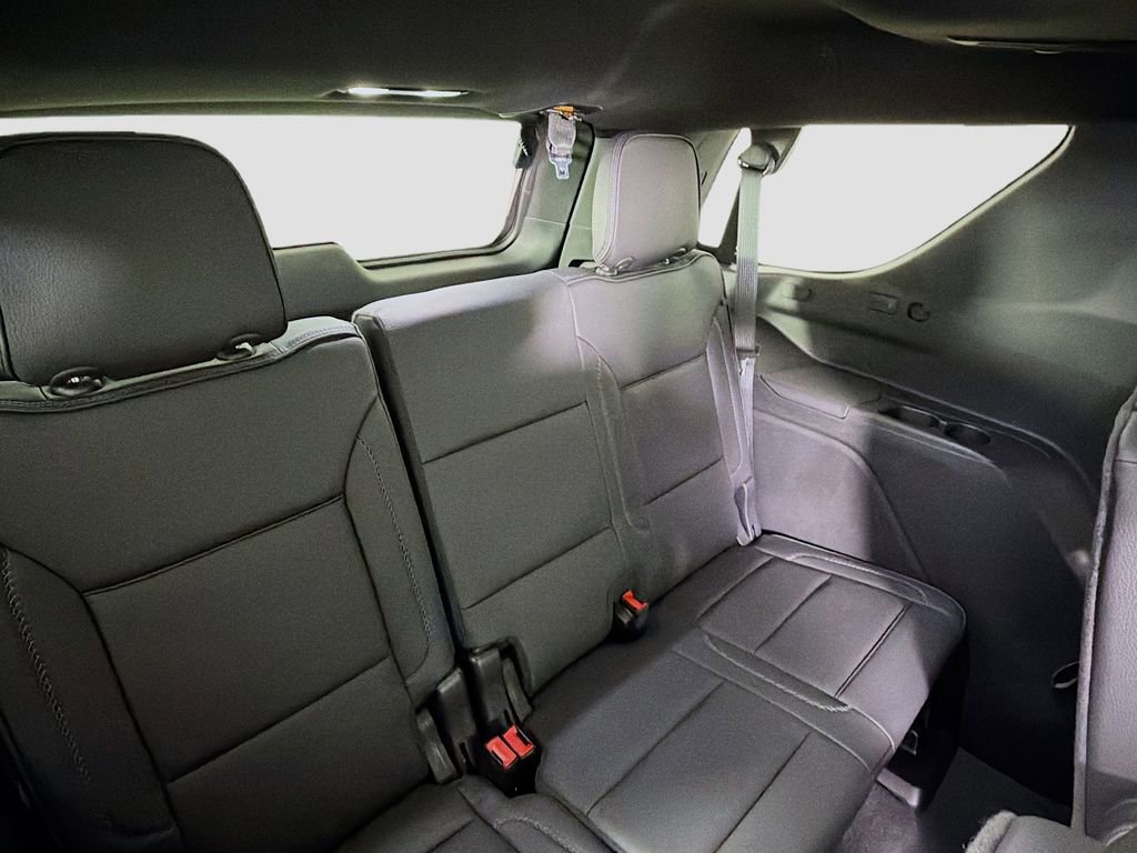 Used 2024 GMC Yukon Denali AWD/4WD image 31