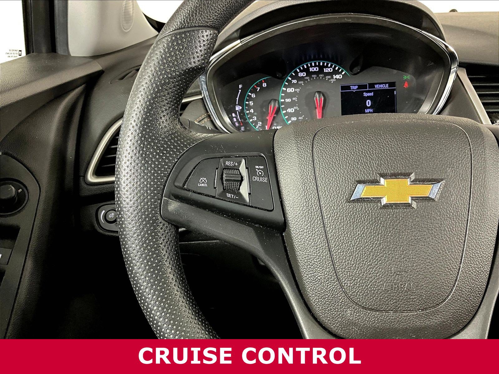 Used 2019 Chevrolet Trax LT FWD image 10