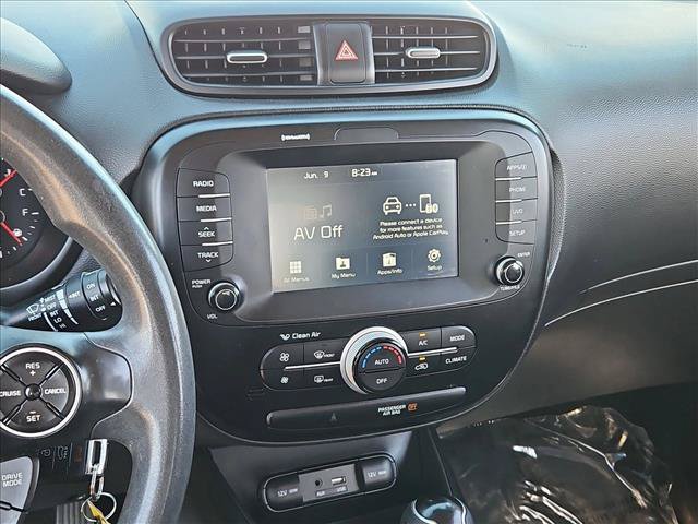 Used 2019 Kia Soul + FWD image 14