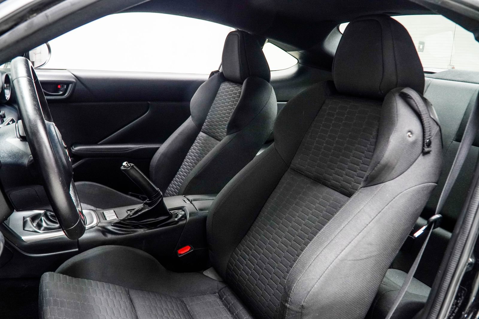 Used 2022 Toyota GR86 image 34