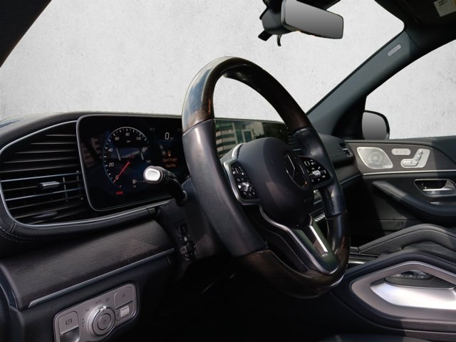 Used 2022 Mercedes-Benz GLS 450 4MATIC image 9