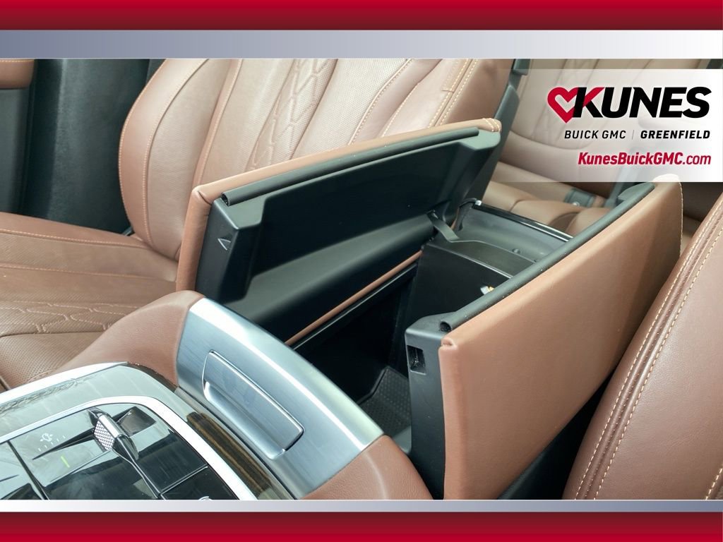 Used 2025 BMW X7 xDrive40i image 33