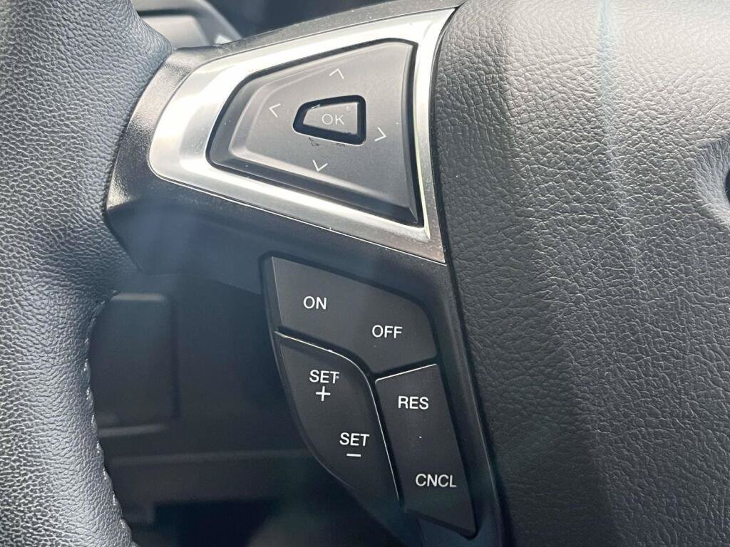Certified 2023 Ford Edge SEL w/ Convenience Package AWD/4WD image 32