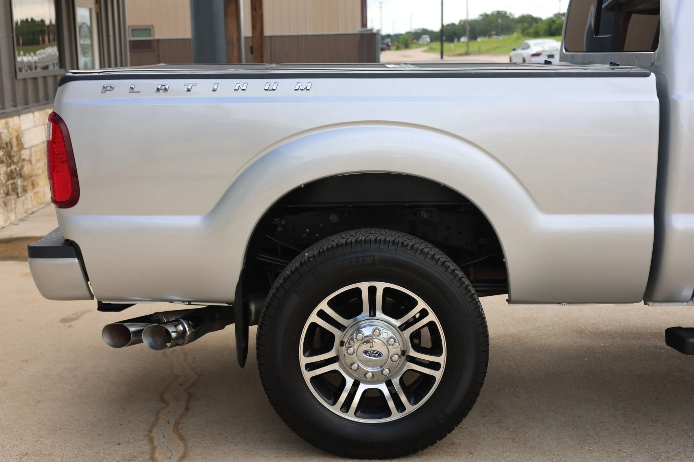 Used 2016 Ford F350 Platinum AWD/4WD image 15