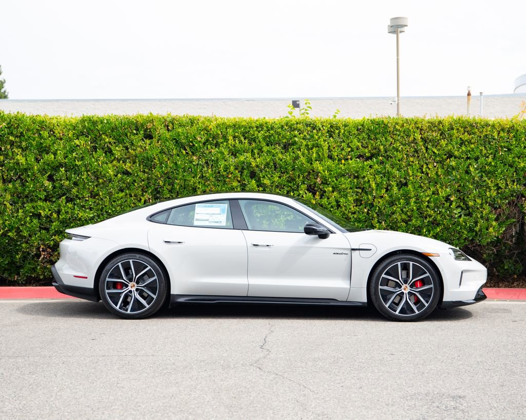 New 2026 Porsche Taycan 4S AWD/4WD image 8