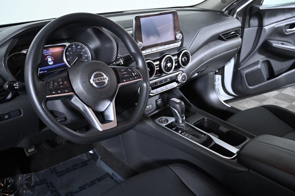 Certified 2023 Nissan Sentra SV FWD image 11