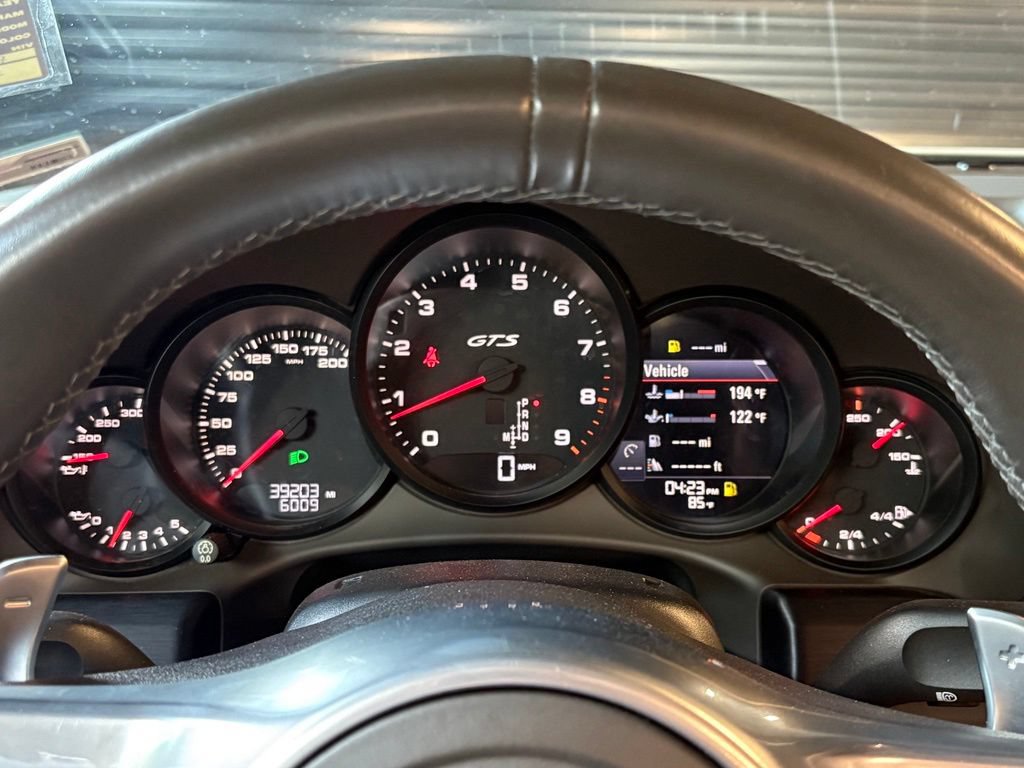Used 2015 Porsche 911 Cabriolet image 22