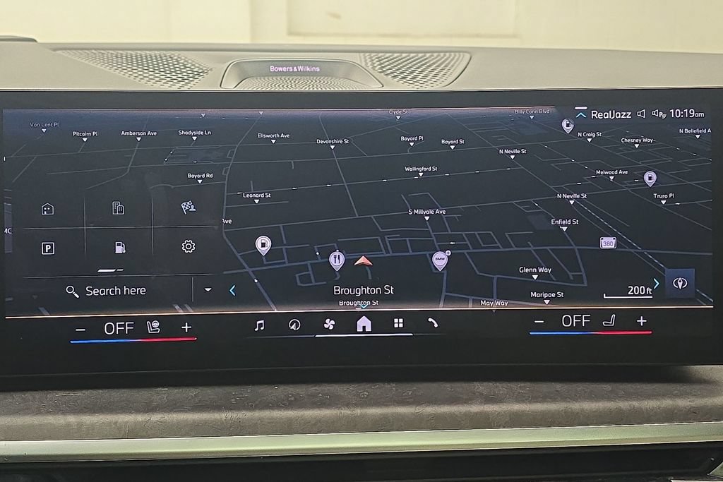 Certified 2025 BMW X7 xDrive40i w/ Executive Package AWD/4WD image 19