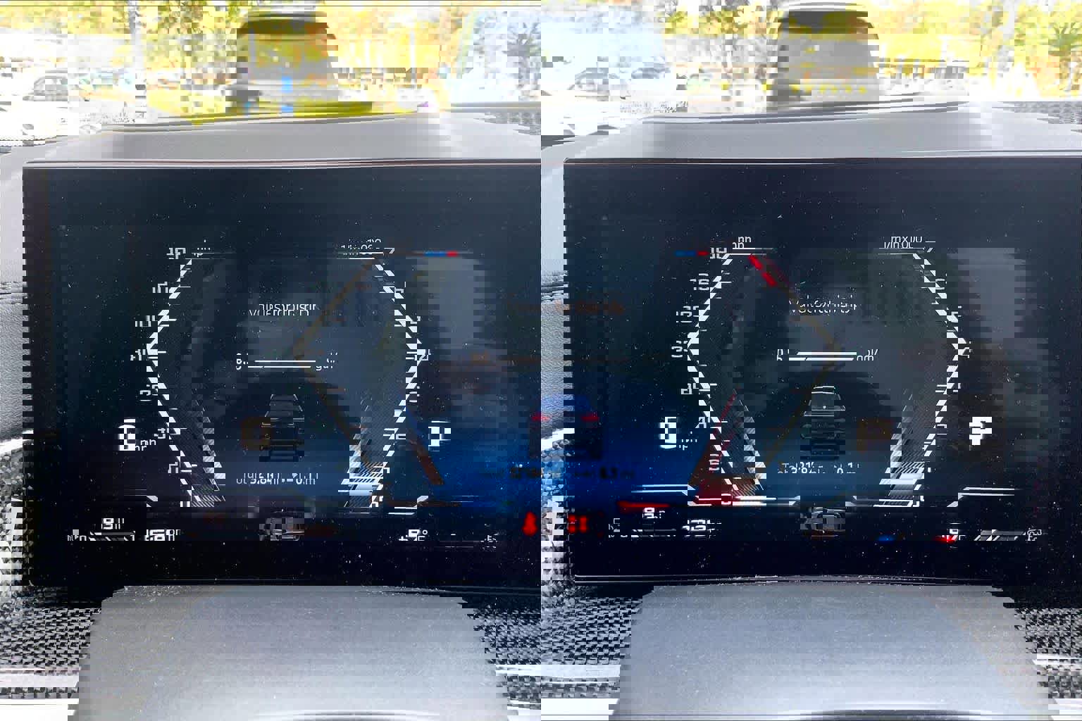 Certified 2024 BMW X7 M60i w/ Executive Package image 25