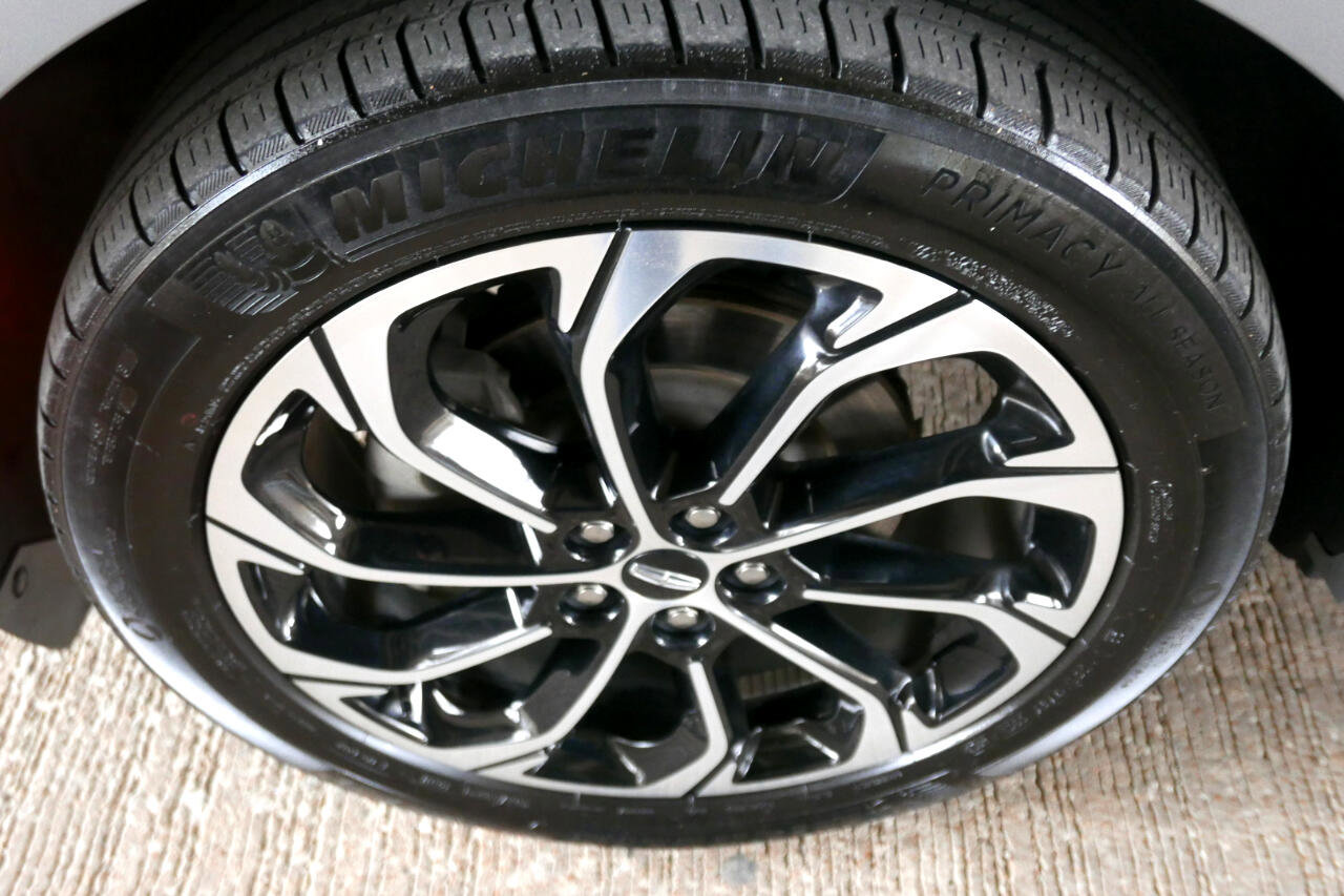 Used 2024 Lincoln Nautilus Reserve image 35