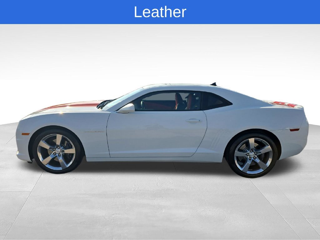 Used 2010 Chevrolet Camaro SS w/ RS Package RWD image 2