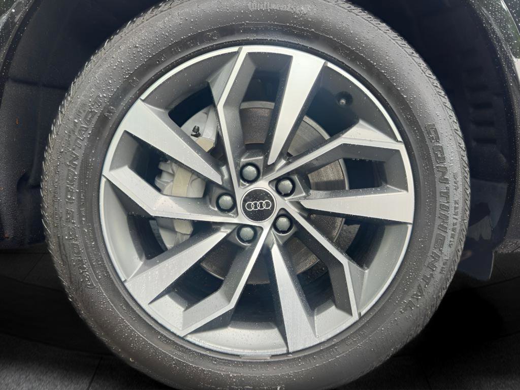 Used 2024 Audi Q5 2.0T Premium AWD/4WD image 40