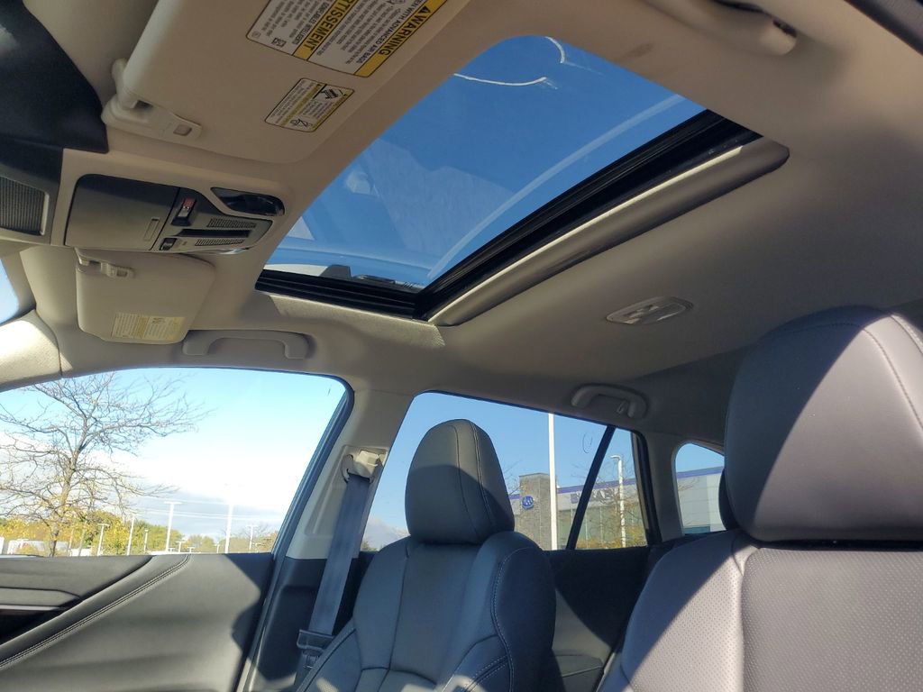 Used 2025 Subaru Outback Touring XT image 27