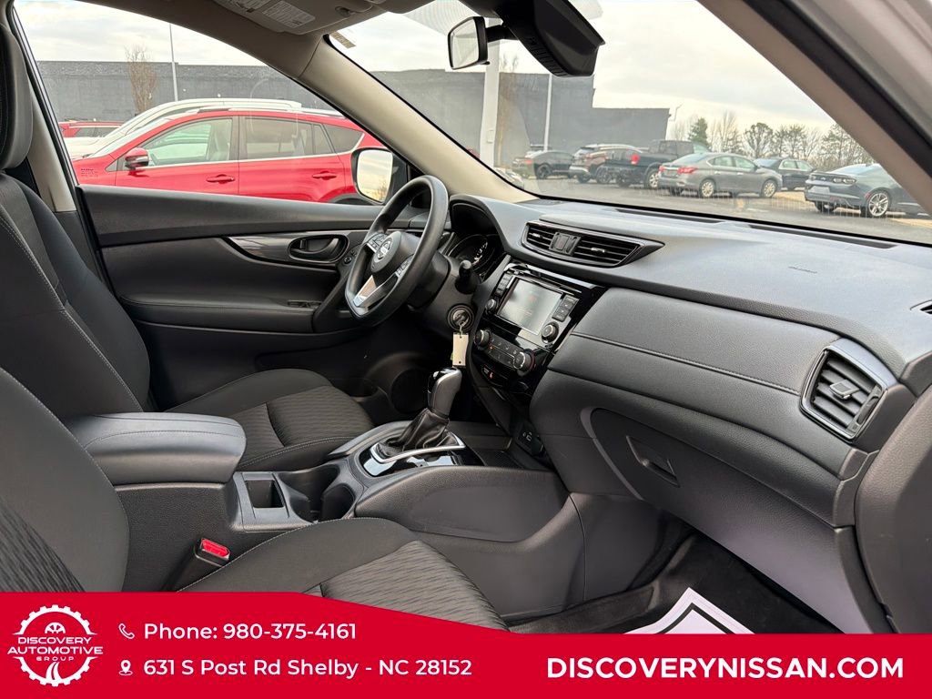 Certified 2020 Nissan Rogue S image 40