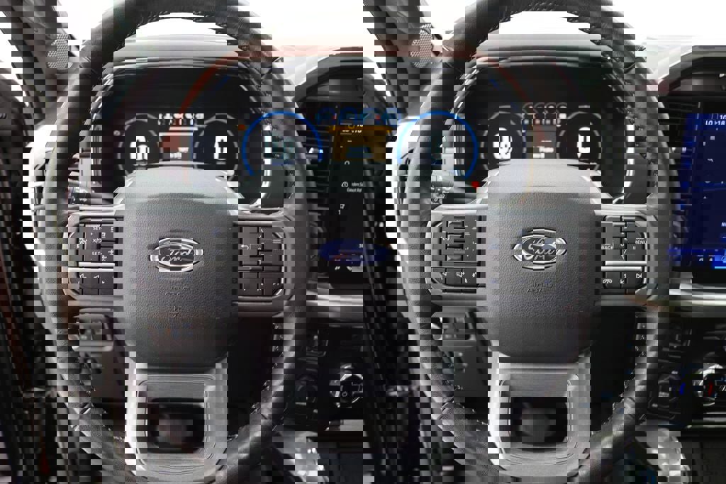 Used 2023 Ford F150 Lariat w/ Equipment Group 502A High image 23