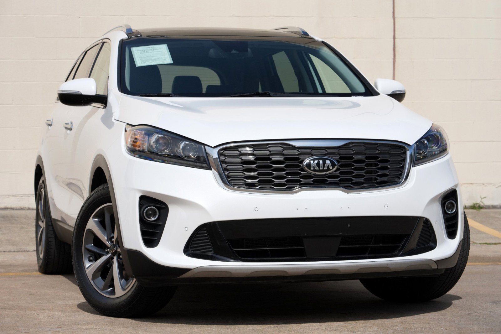Used 2019 Kia Sorento EX w/ EX Touring Package FWD image 2