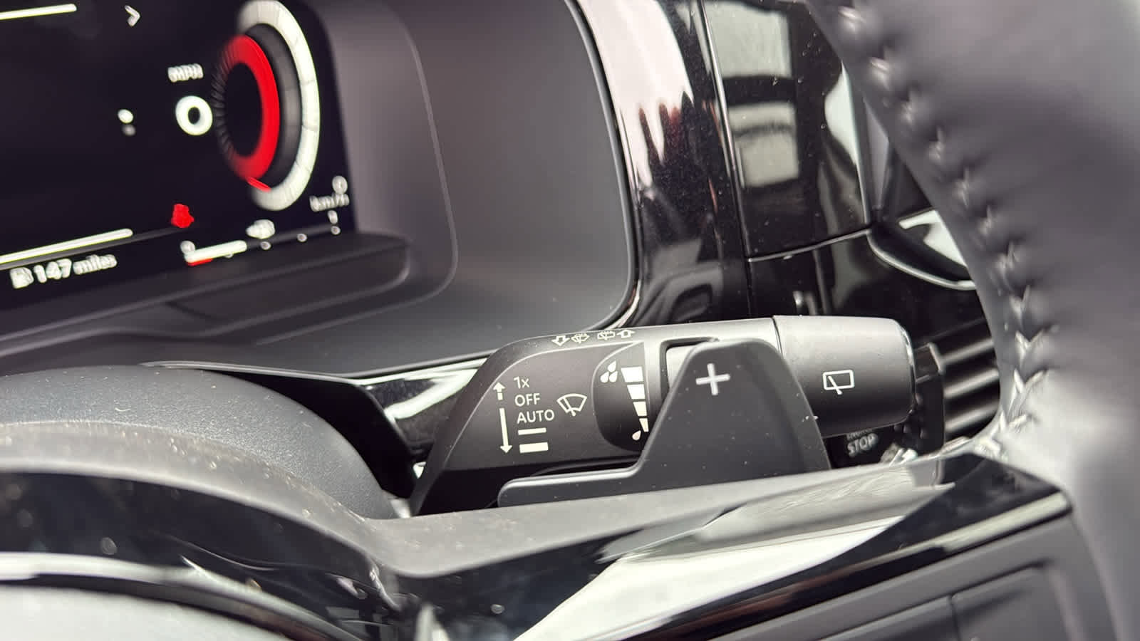 New 2025 Nissan Pathfinder Platinum w/ Cargo Package image 31