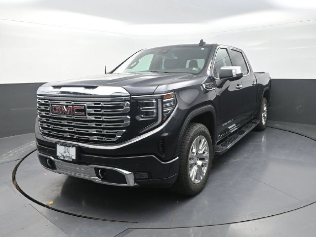 Used 2023 GMC Sierra 1500 Denali AWD/4WD image 5