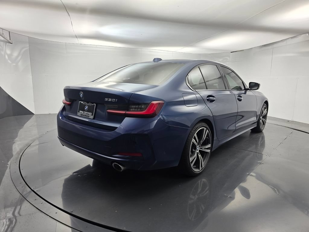 Certified 2023 BMW 330i Sedan w/ Premium Package RWD image 4