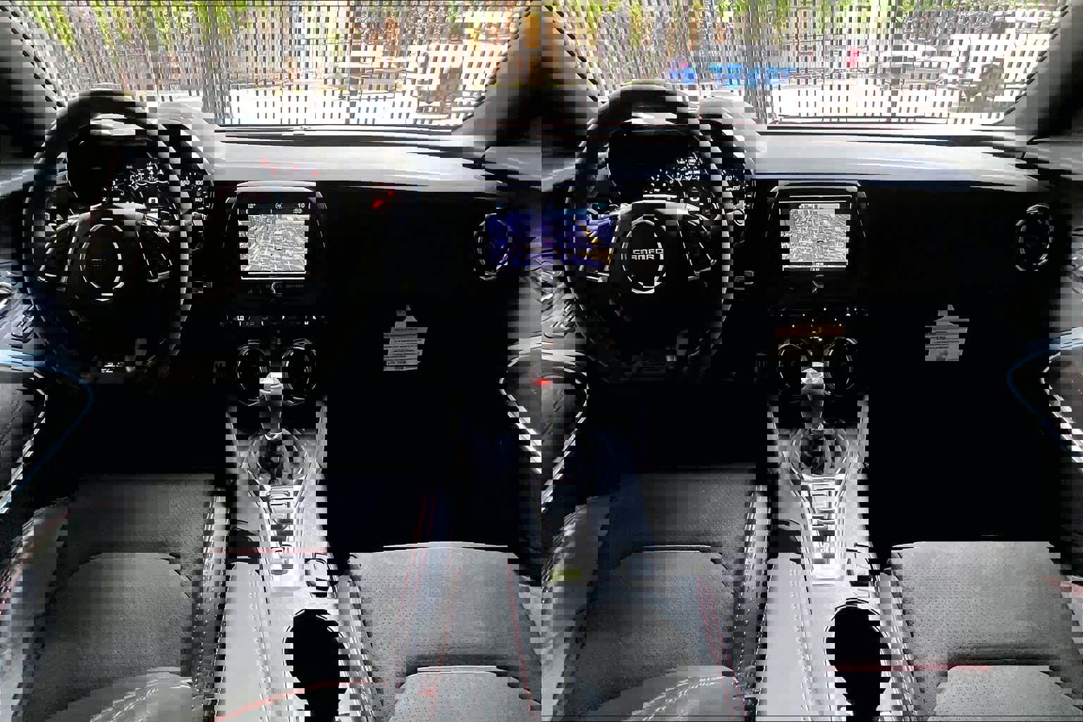 Used 2018 Chevrolet Camaro ZL1 RWD image 15