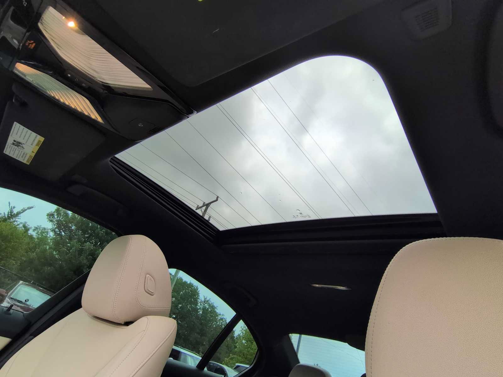 Used 2019 BMW 330i xDrive Sedan w/ Premium Package AWD/4WD image 19