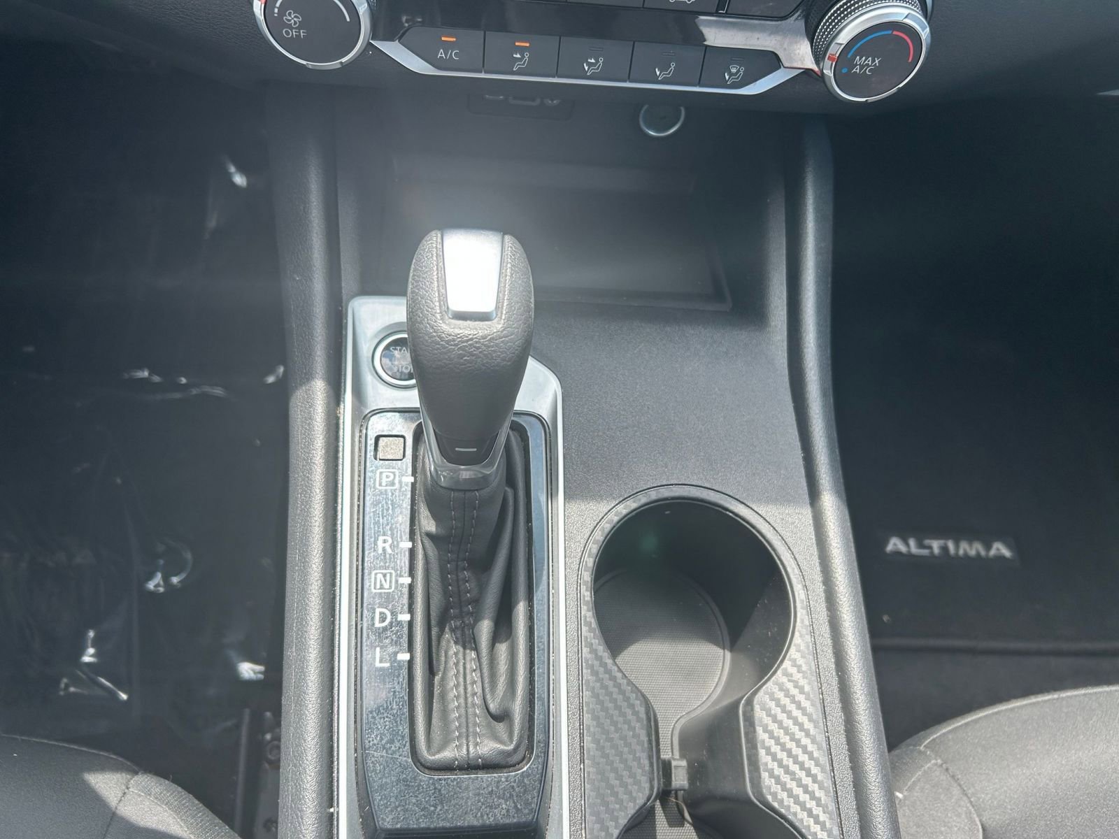 Used 2025 Nissan Altima 2.5 SV image 36