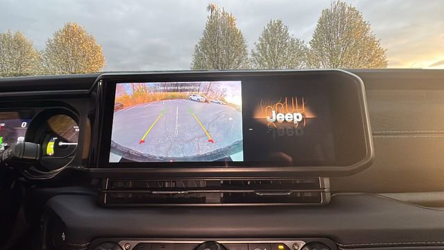 Used 2025 Jeep Wrangler Unlimited Rubicon 4xe w/ Safety Group image 20