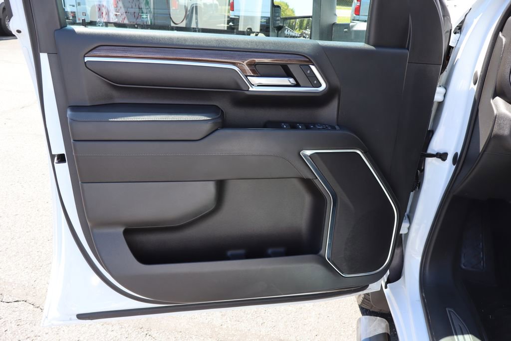 Used 2024 Chevrolet Silverado 3500 LT w/ Convenience Package AWD/4WD image 19